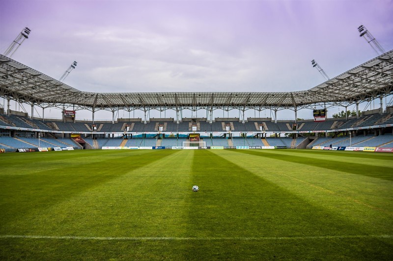 Leeres Fußballstadion