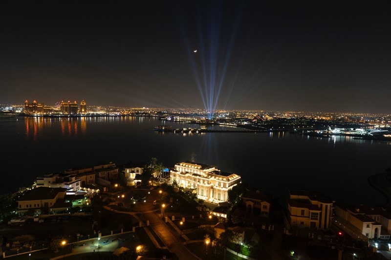 Blick über Katar in der Nacht