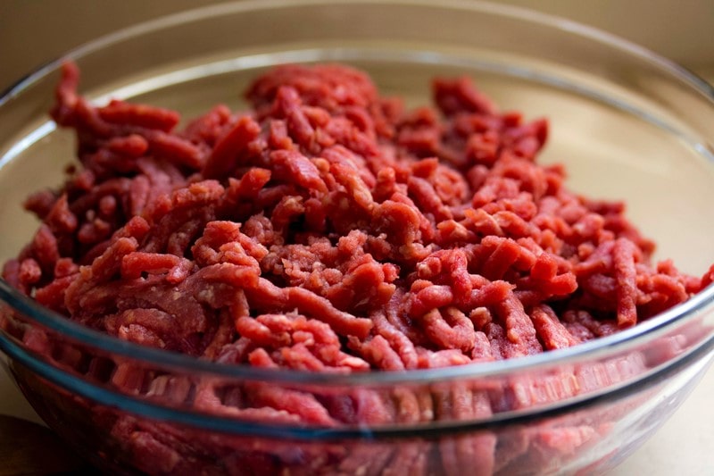 Hackfleisch in Schale