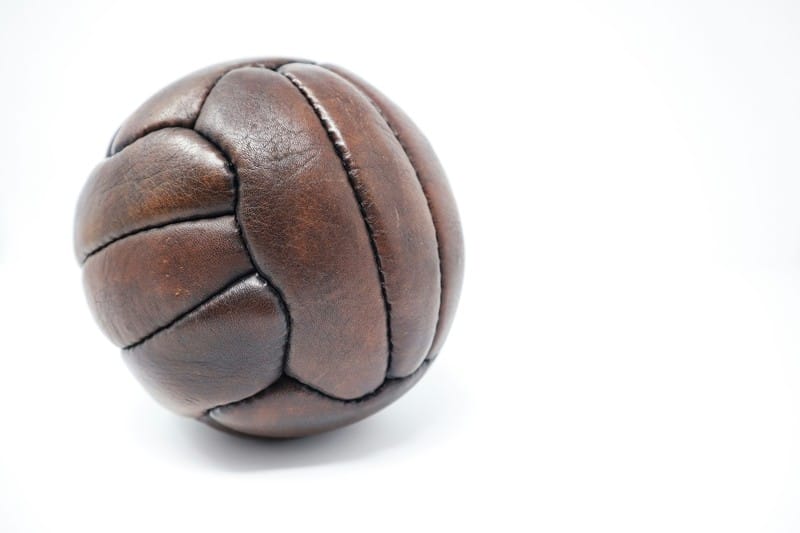 alter Lederball